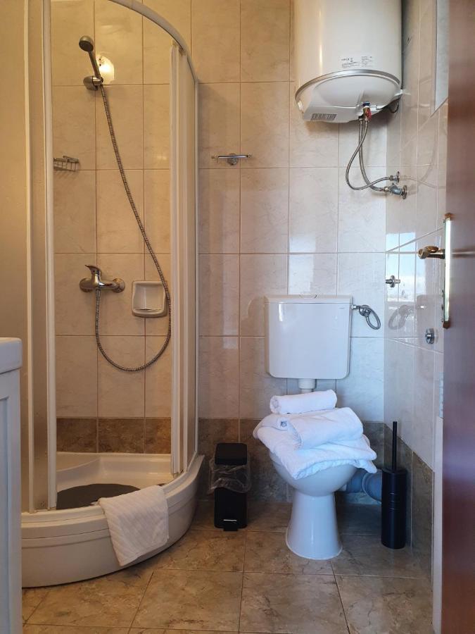Room Novakovic بيوغْغاد نا موغو المظهر الخارجي الصورة