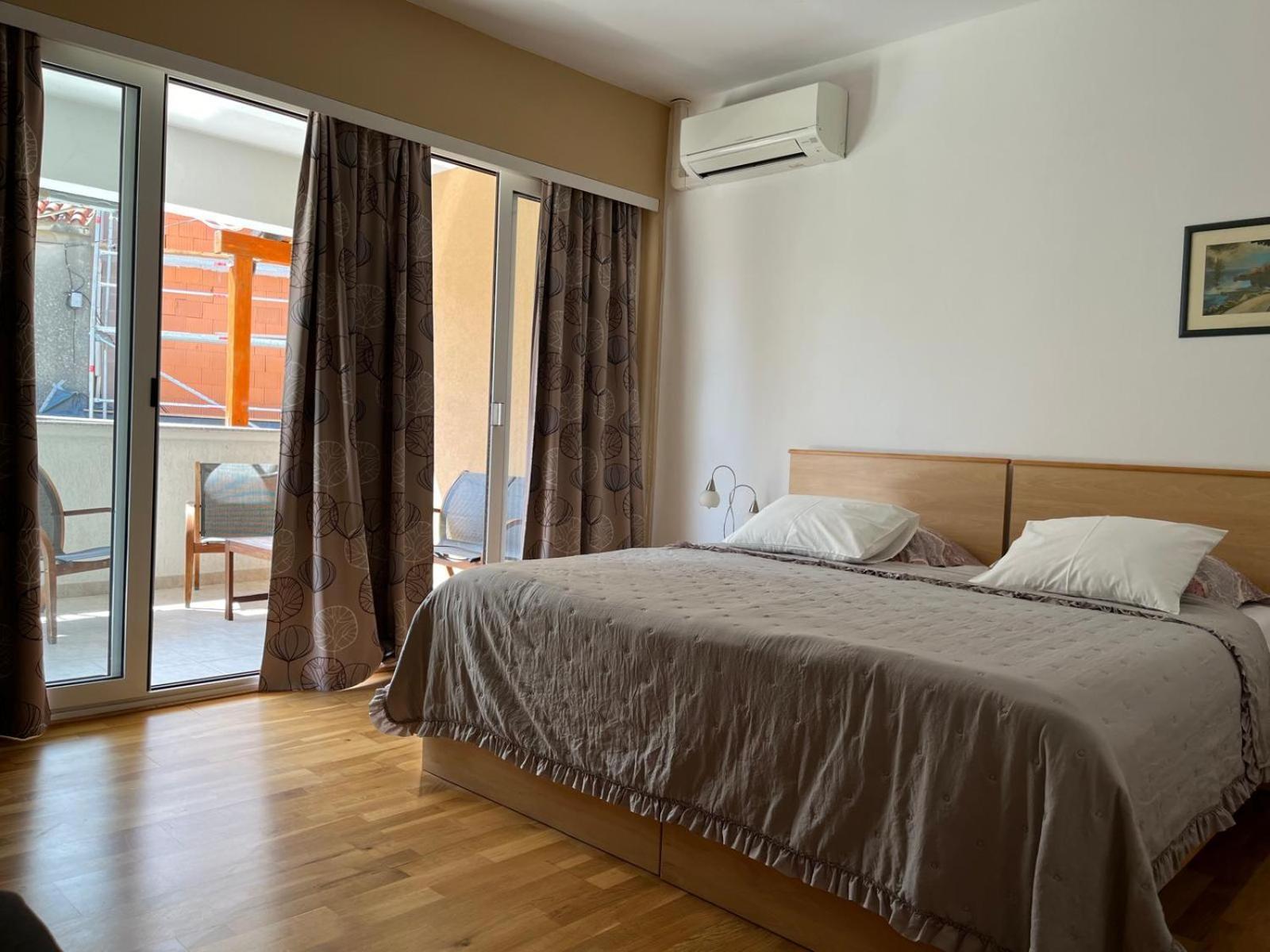 Room Novakovic بيوغْغاد نا موغو المظهر الخارجي الصورة