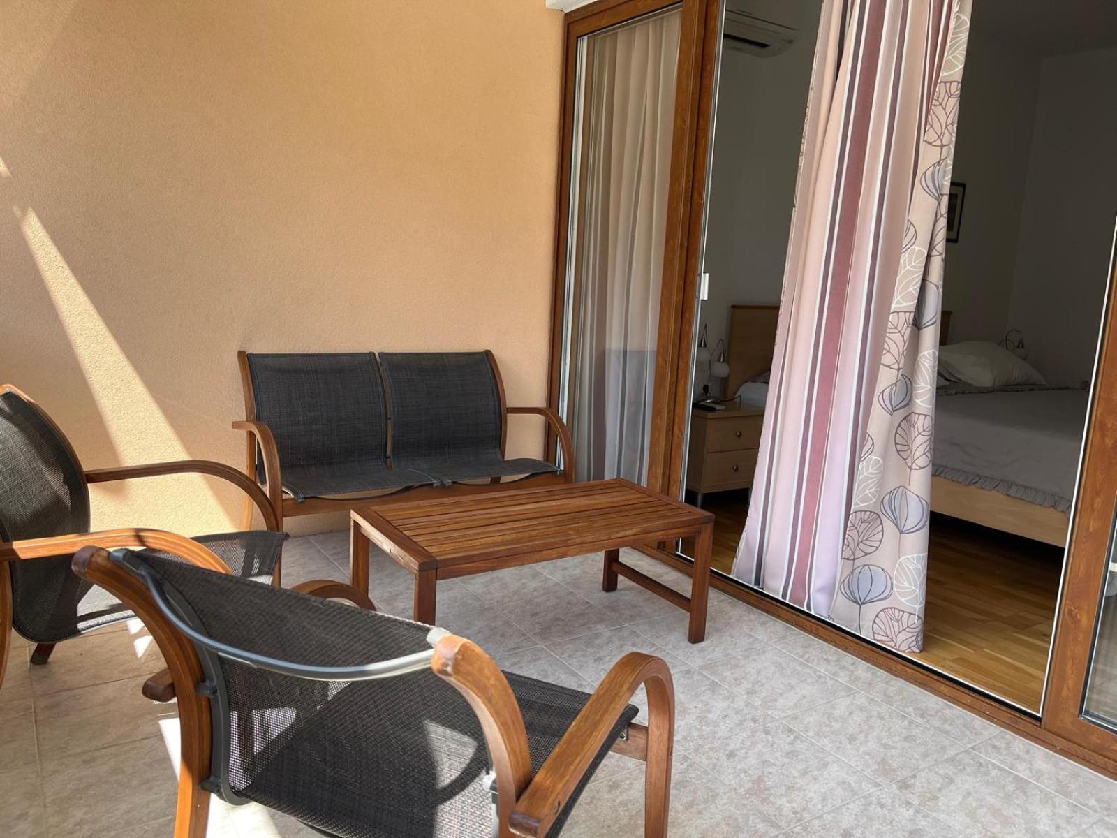 Room Novakovic بيوغْغاد نا موغو المظهر الخارجي الصورة